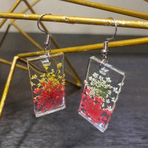 Red/Yellow/White Flowers